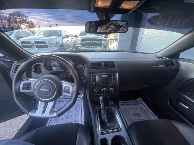 Dodge Challenger  2014