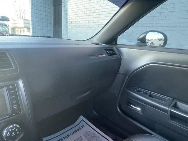 Dodge Challenger  2014