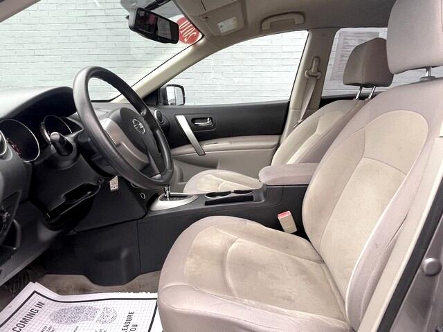 Nissan Rogue S 4D SUV AWD 2010