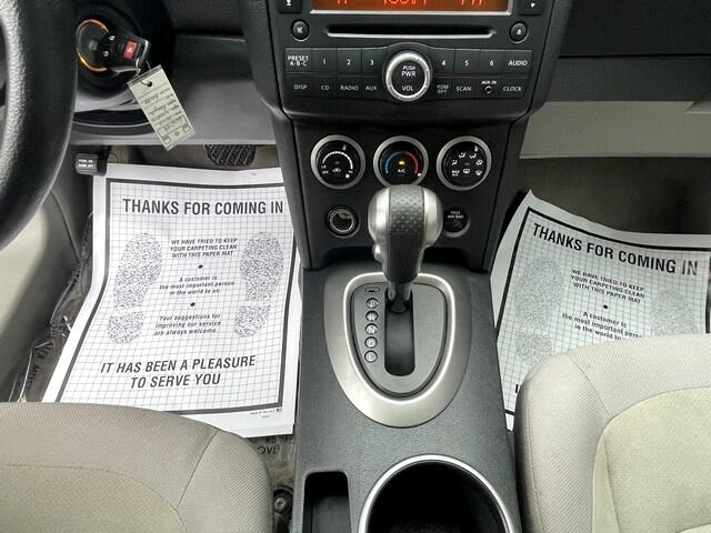 Nissan Rogue S 4D SUV AWD 2010