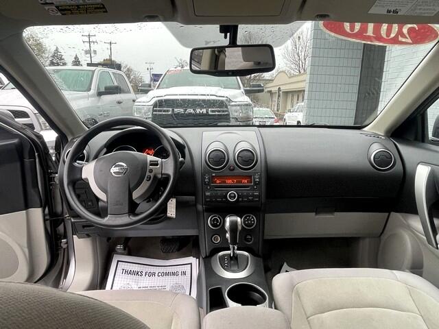 Nissan Rogue S 4D SUV AWD 2010