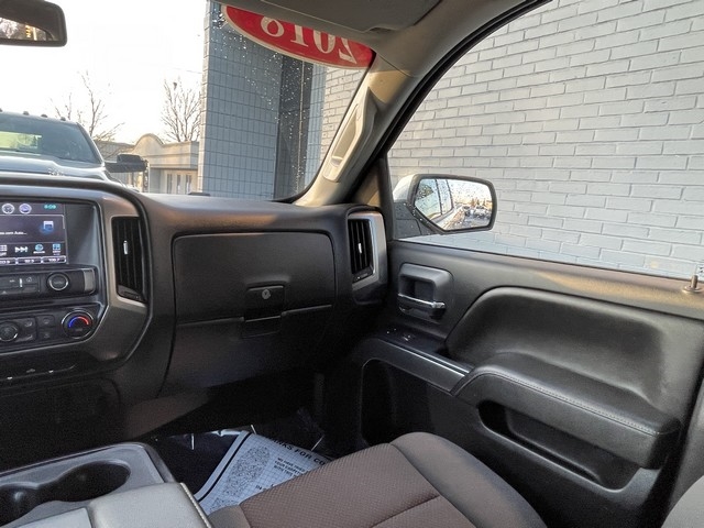 Chevrolet Silverado 1500  2018