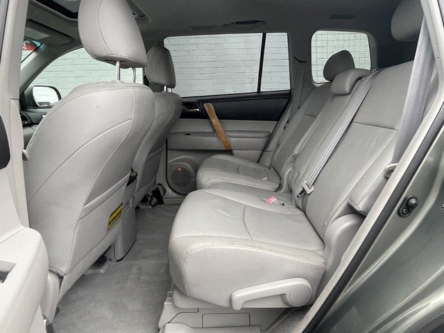 Toyota Highlander Hybrid  2010