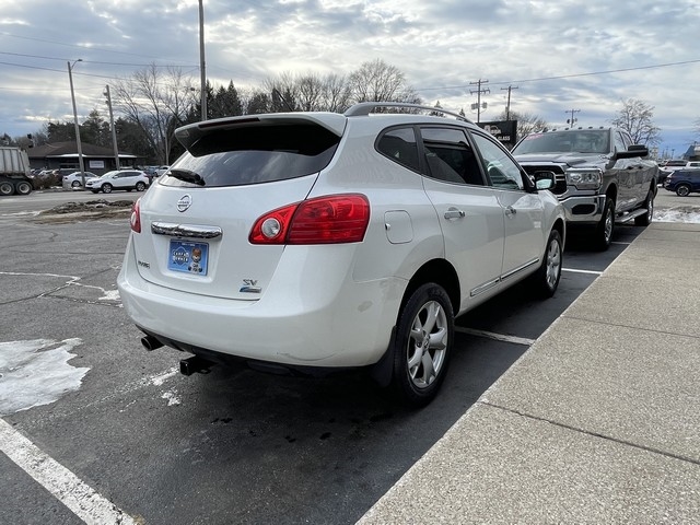 Nissan Rogue  2011