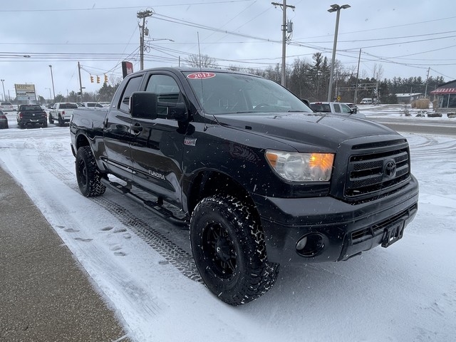 Toyota Tundra 4WD Truck  2012
