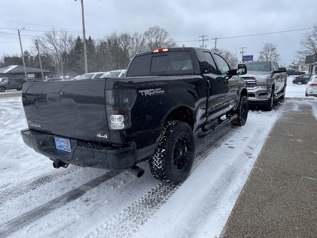 Toyota Tundra 4WD Truck  2012