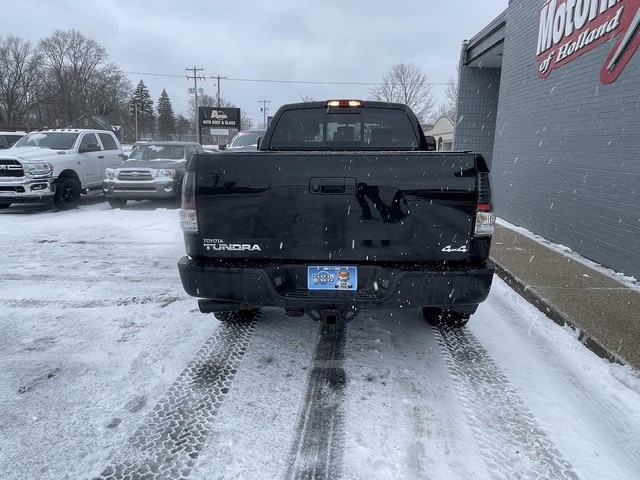 Toyota Tundra 4WD Truck  2012