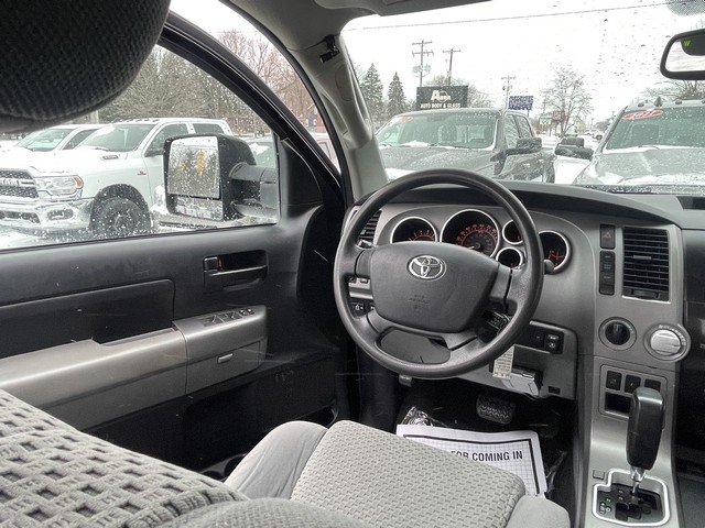 Toyota Tundra 4WD Truck  2012