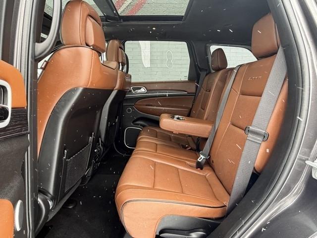 Jeep Grand Cherokee 4WD 4dr Summit 2021