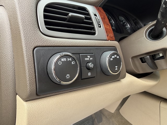 Chevrolet Tahoe  2014