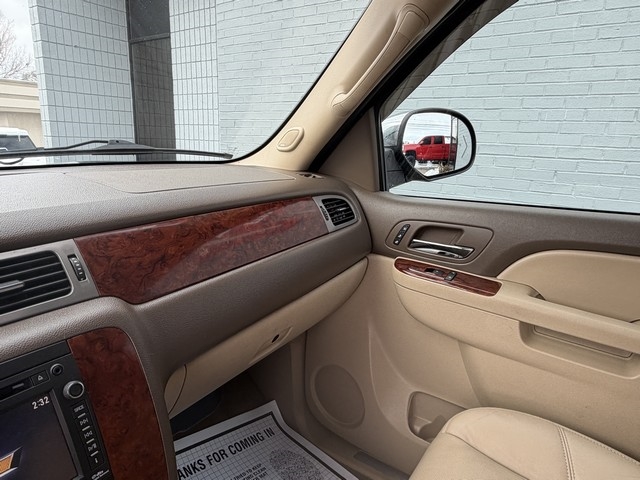 Chevrolet Tahoe  2014