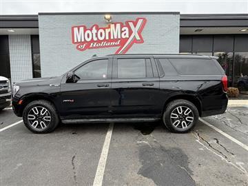 2022 GMC Yukon XL AT4 4D SUV 4WD