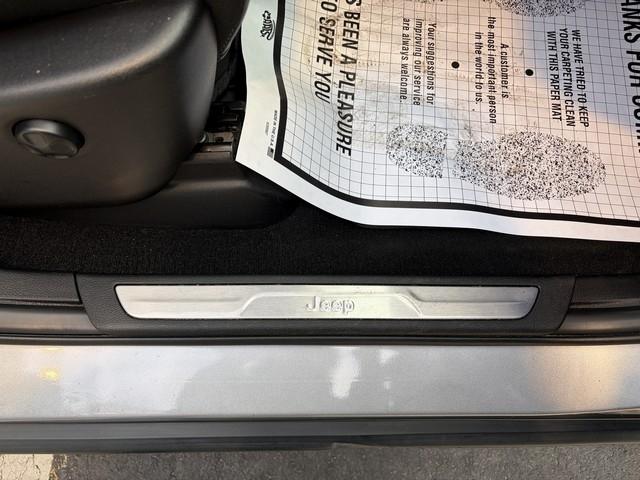 Jeep Grand Cherokee  2019