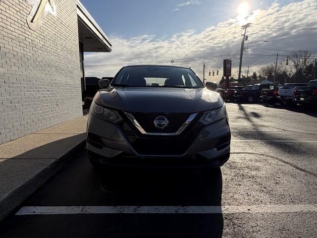 Nissan Rogue Sport  2020