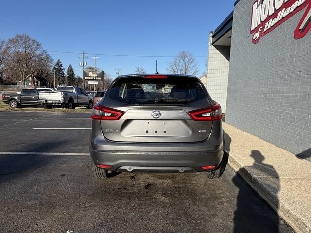 Nissan Rogue Sport  2020