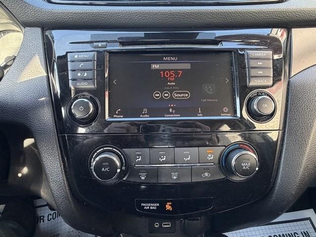 Nissan Rogue Sport  2020