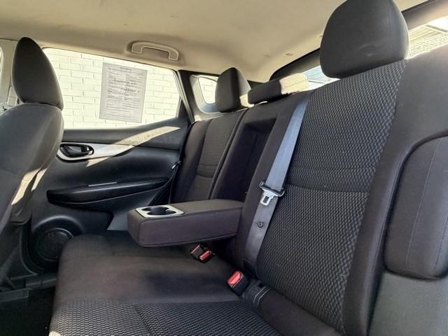 Nissan Rogue Sport  2020