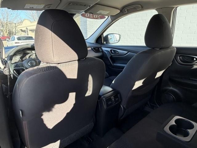 Nissan Rogue Sport  2020