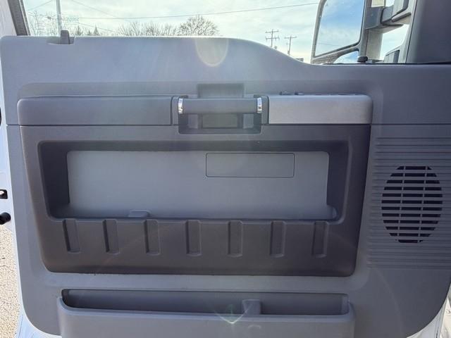 Ford Super Duty F-350 SRW  2016