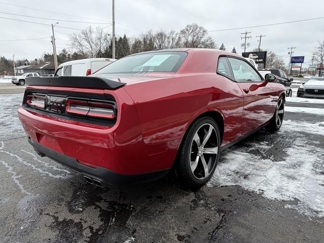 Dodge Challenger  2016