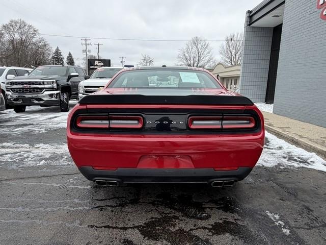 Dodge Challenger  2016