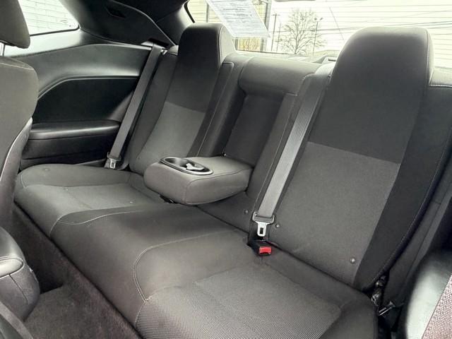 Dodge Challenger  2016