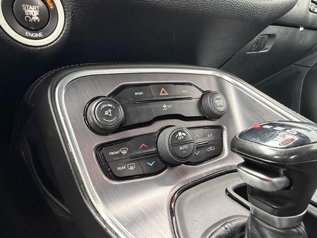 Dodge Challenger  2016