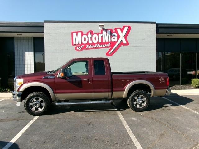 2011 Ford Super Duty F-250 SRW LARIAT