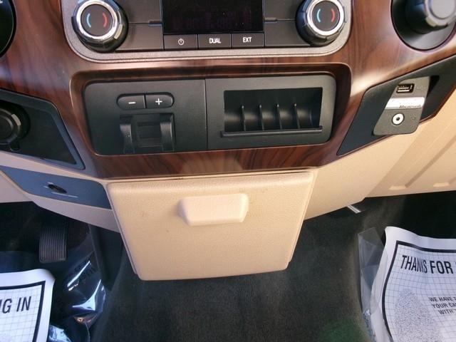 Ford Super Duty F-250 SRW  2011