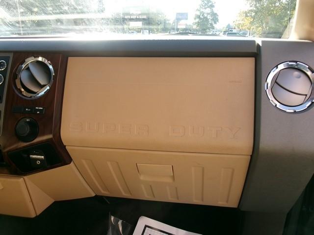 Ford Super Duty F-250 SRW  2011