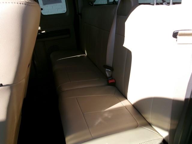 Ford Super Duty F-250 SRW  2011