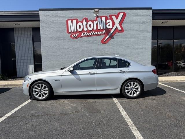 2016 BMW 5 Series BASE
