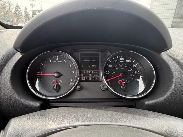 Nissan Rogue FWD 4dr SV 2012