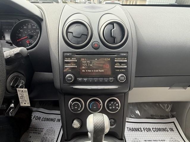 Nissan Rogue FWD 4dr SV 2012