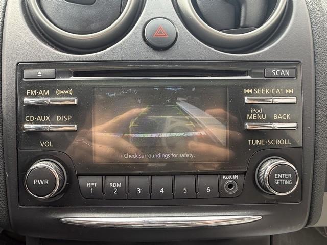 Nissan Rogue FWD 4dr SV 2012