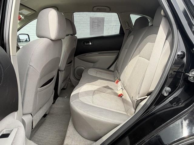 Nissan Rogue FWD 4dr SV 2012