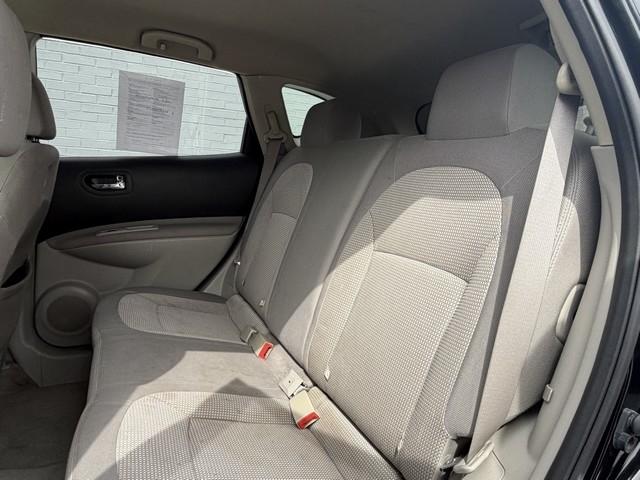 Nissan Rogue FWD 4dr SV 2012