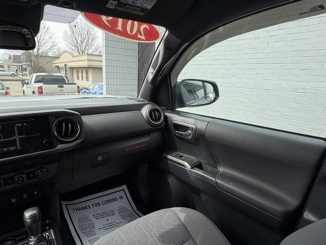 Toyota Tacoma 4WD  2019