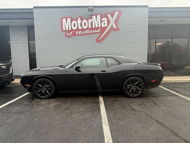 2019 Dodge Challenger SXT Coupe