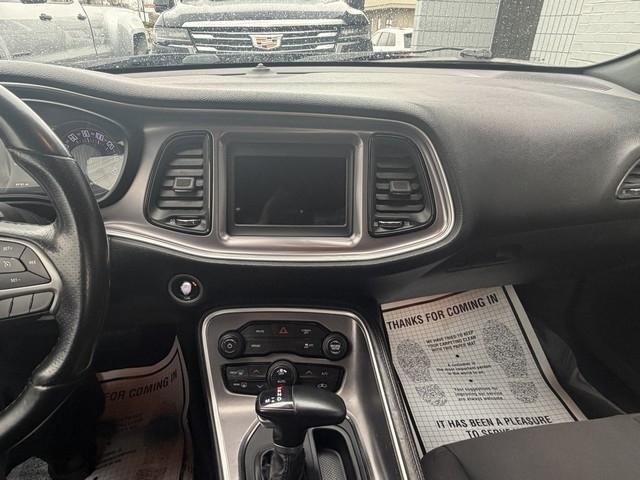 Dodge Challenger SXT Coupe 2019