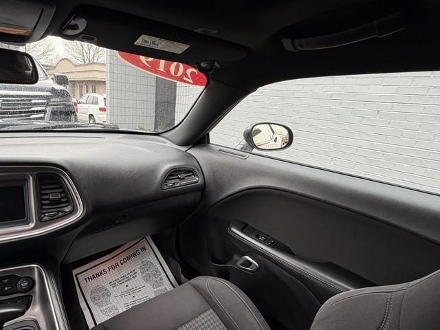 Dodge Challenger SXT Coupe 2019