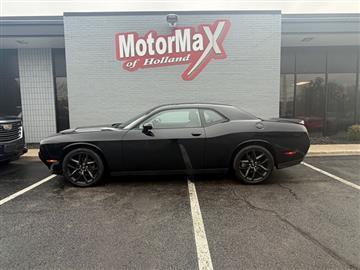 2019 Dodge Challenger SXT Coupe