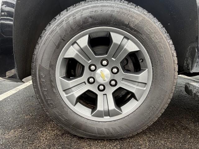 Chevrolet Suburban  2016