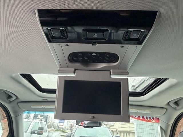 Chevrolet Suburban  2016