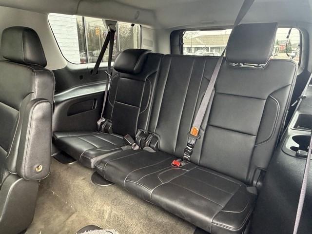 Chevrolet Suburban  2016