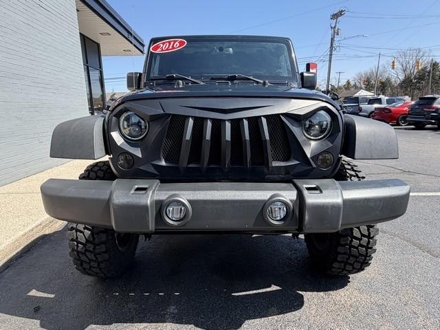 Jeep Wrangler Unlimited  2016