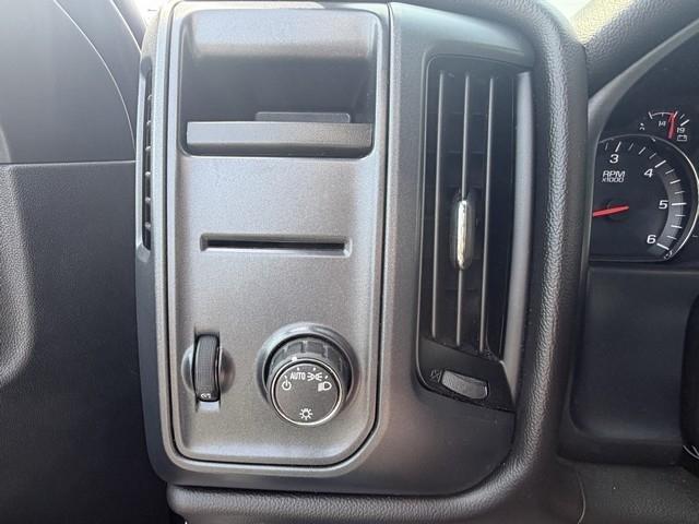 Chevrolet Silverado 1500  2018