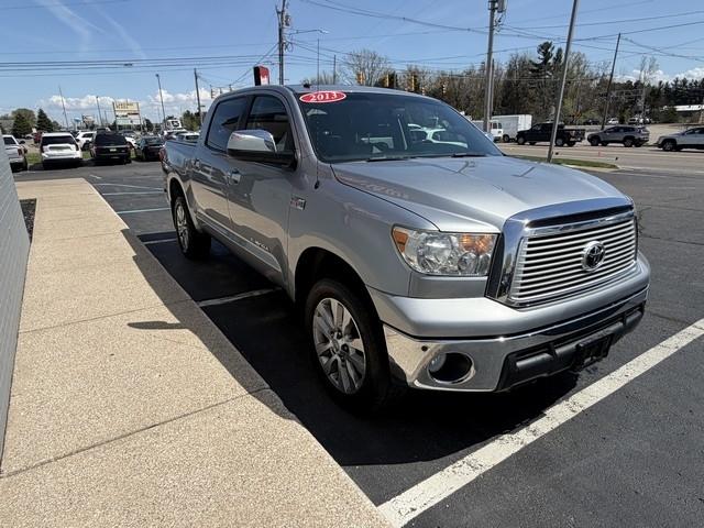 Toyota Tundra 4WD Truck  2013