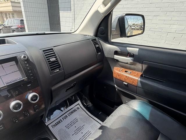 Toyota Tundra 4WD Truck  2013