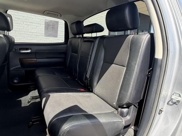 Toyota Tundra 4WD Truck  2013